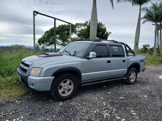CHEVROLET S10 2.8 TORNADO 4X4 CD 12V TURBO ELECTRONIC INTERCOOLER DIESEL 4P MANUAL